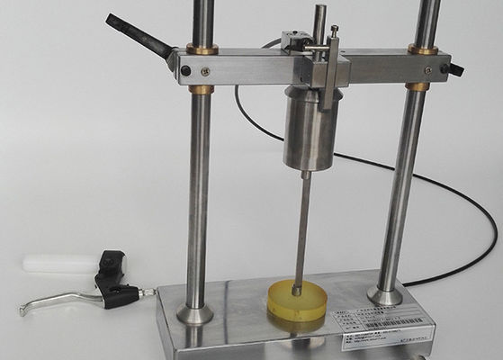 IEC60884 Fig27 Fig 42 Impact Test Apparatus On Pins Provided With Insulating Sleeves
